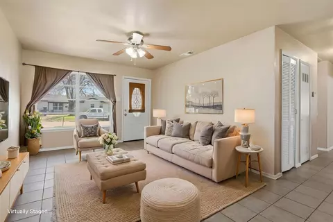 Living - 809 Milam Dr, Euless, TX 76039 photo 1 of 2