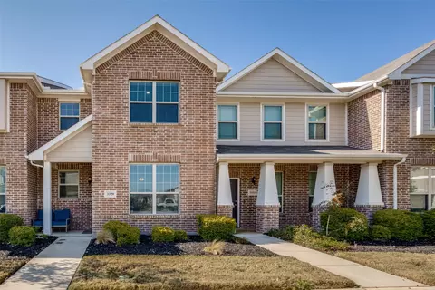 3329 Cricket Dr, Denton, TX 76207