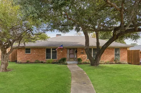 9414 Arborhill Dr, Dallas, TX 75243