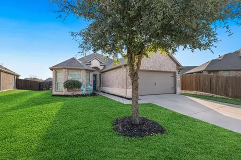 2804 Brazos Dr, Little Elm, TX 75068