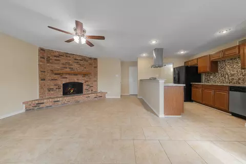 3410 Maple Ln, Rowlett, TX 75089 photo 9