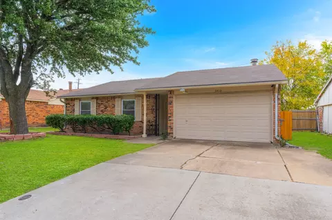 3410 Maple Ln, Rowlett, TX 75089 photo 2