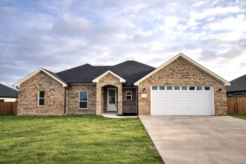 506 Limestone Cir, Mabank, TX 75147
