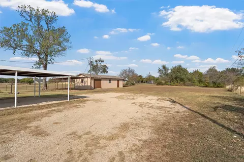 Exterior - 2977 Old Lorena Rd, Lorena, TX 76655 photo 4 of 7