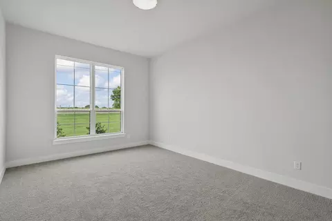 Bedroom - 16813 Chapel Rd, Lorena, TX 76655 photo 4 of 7