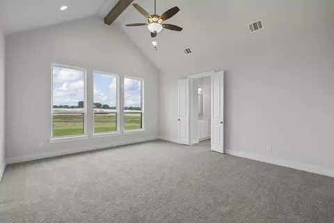 Bedroom - 16813 Chapel Rd, Lorena, TX 76655 photo 3 of 7