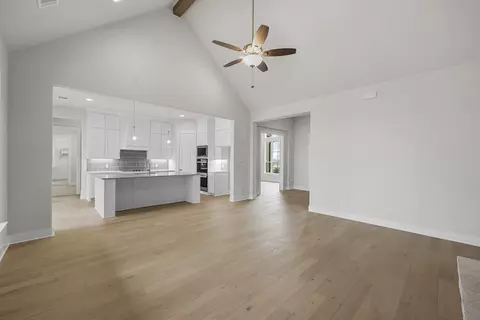 Living - 16813 Chapel Rd, Lorena, TX 76655 photo 2 of 4