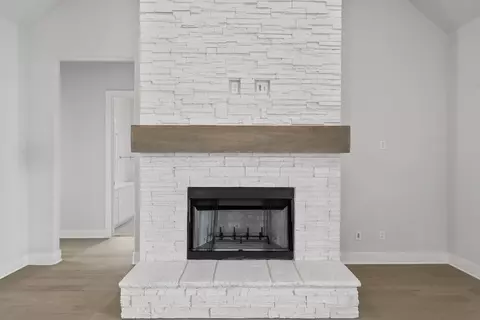 Living - 16813 Chapel Rd, Lorena, TX 76655 photo 4 of 4