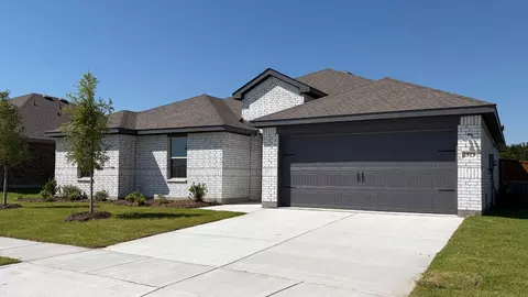 1913 Reveille Way, Terrell, TX 75160