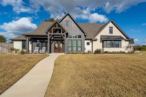 12213 Harlon St, Flint, TX 75762