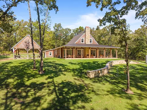 877 Pr 7893, Mineola, TX 75773