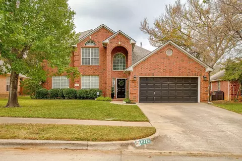 6112 Fannin Dr, Arlington, TX 76001