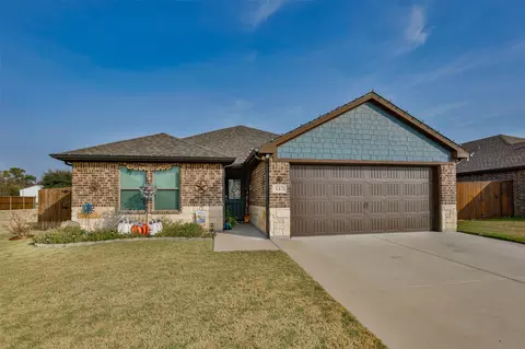 513 Pathfinder St, Collinsville, TX 76233
