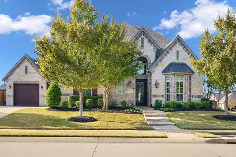 8731 Canyon Xing, Lantana, TX 76226