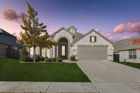1036 Sandy Hill Rd, Burleson, TX 76028