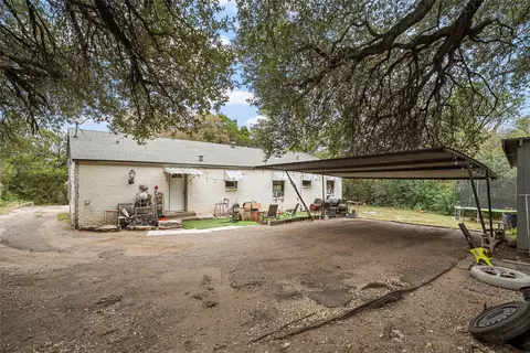 Exterior - 4200 Mockingbird Ln, Waco, TX 76708 photo 4 of 4