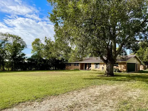 Exterior - 945 Brickyard Rd, West, TX 76691 photo 10 of 10