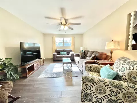 Living - 945 Brickyard Rd, West, TX 76691 photo 1 of 1