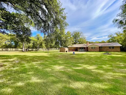 Exterior - 945 Brickyard Rd, West, TX 76691 photo 5 of 10