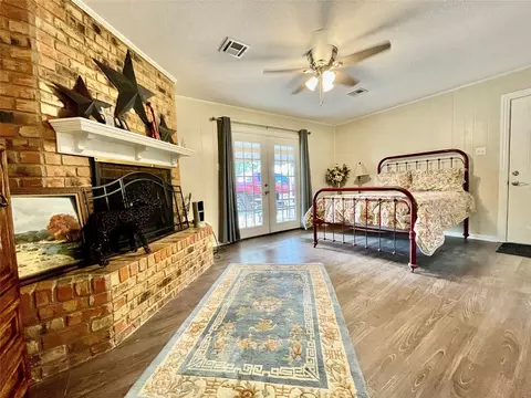 Bedroom - 945 Brickyard Rd, West, TX 76691 photo 2 of 4