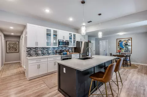Kitchen - 105 Shadow Ln, Euless, TX 76039 photo 2 of 5