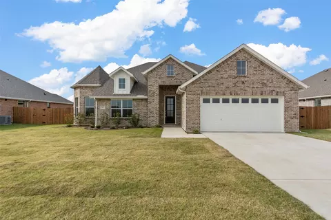 312 Timber Ridge Dr, Nevada, TX 75173