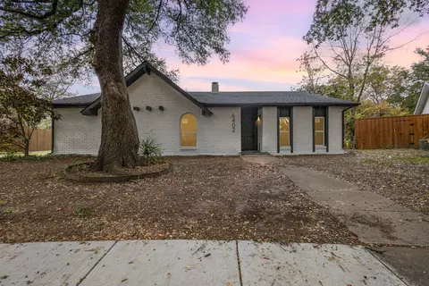 6402 Faircove Cir, Garland, TX 75043