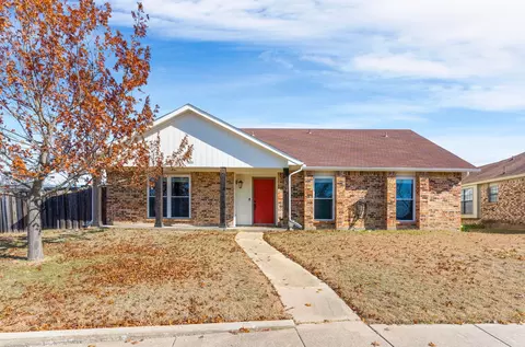 5801 Winell Dr, Garland, TX 75043