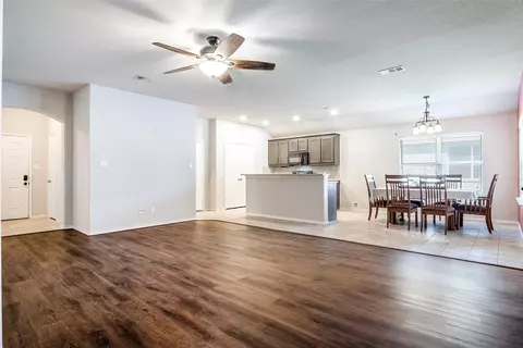 227 Walnut Bend Rd, Springtown, TX 76082 photo 6