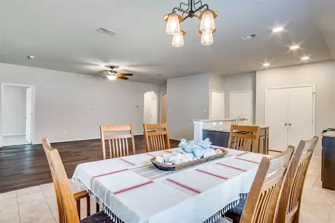 227 Walnut Bend Rd, Springtown, TX 76082 photo 5