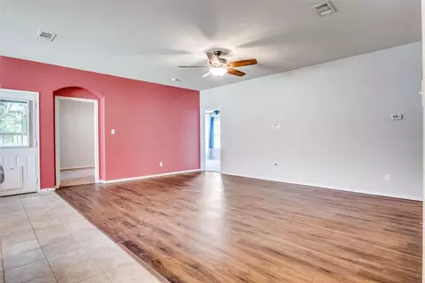 227 Walnut Bend Rd, Springtown, TX 76082 photo 12