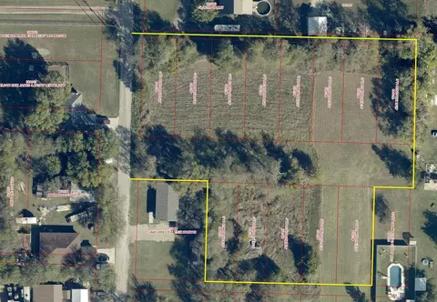 402 Elm St, Whitewright, TX 75491