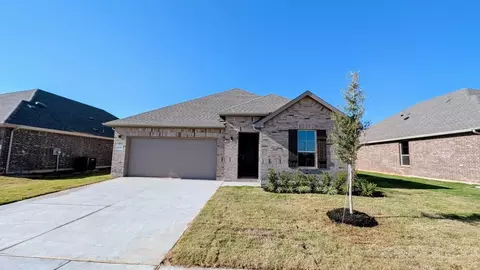 1245 Beltway Ln, Granbury, TX 76048
