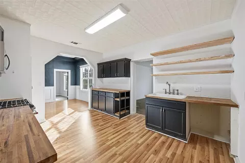 Kitchen - 507 E Maple St, Whitewright, TX 75491 photo 2 of 3