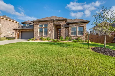 1003 Creekhaven Ln, Mansfield, TX 76063