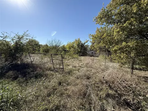 18050 Bruno Rd, Justin, TX 76247