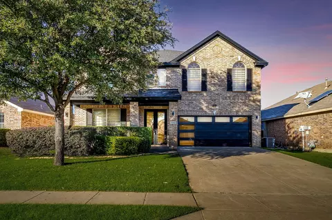 500 Flowering Plum Ln #1, Fort Worth, TX 76140