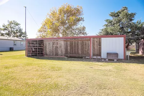 11661 Dane Rd, Pilot Point, TX 76258 photo 26