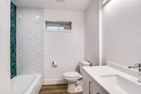 Bath - 4727 Ashbrook Rd, Dallas, TX 75227 photo 2 of 3
