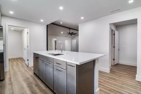 Entry Way - 4727 Ashbrook Rd, Dallas, TX 75227 photo 1 of 2