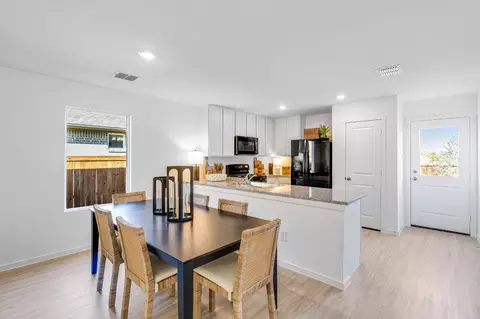 Dining - 1536 Elliott Rd, Howe, TX 75459 photo 2 of 3