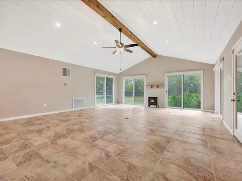 Living - 151 Lancewood Cir, Lufkin, TX 75904 photo 7 of 12