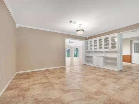 Living - 151 Lancewood Cir, Lufkin, TX 75904 photo 4 of 12