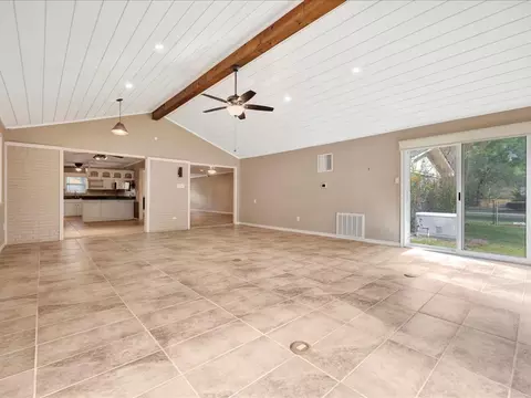 Living - 151 Lancewood Cir, Lufkin, TX 75904 photo 8 of 12