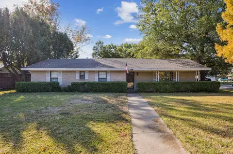 2311 Lange St, Greenville, TX 75402