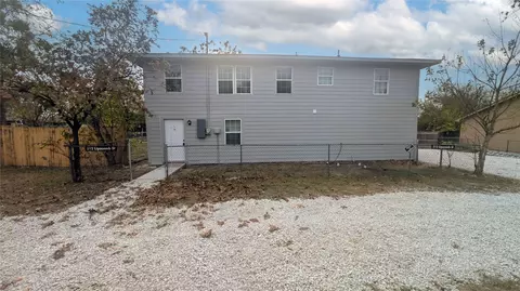 312 Lipscomb St, Cleburne, TX 76031