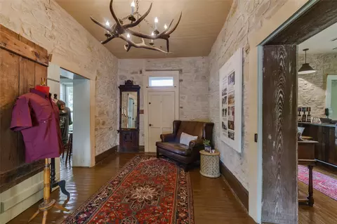 Entry Way - 802 S Austin St, Comanche, TX 76442 photo 1 of 2