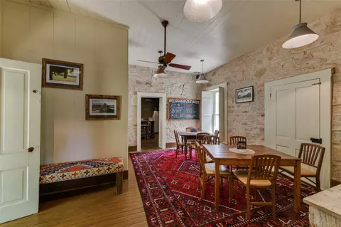 Dining - 802 S Austin St, Comanche, TX 76442 photo 4 of 6