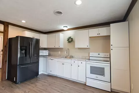 Kitchen - 2501 Park St, Commerce, TX 75428 photo 1 of 1