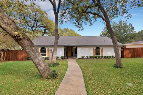 3705 Bridle Path Ln, Arlington, TX 76016